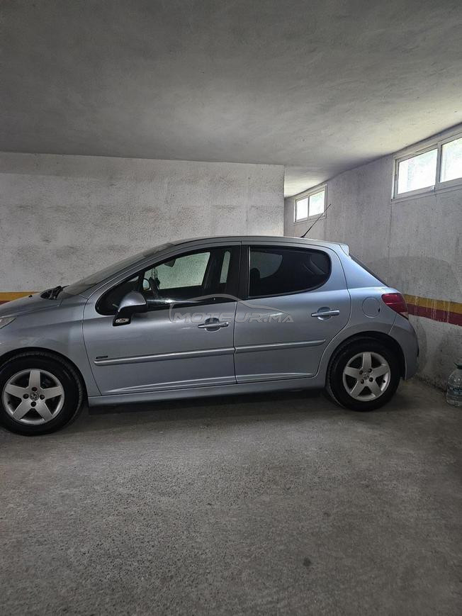 A vendre une jolie 207 sportium