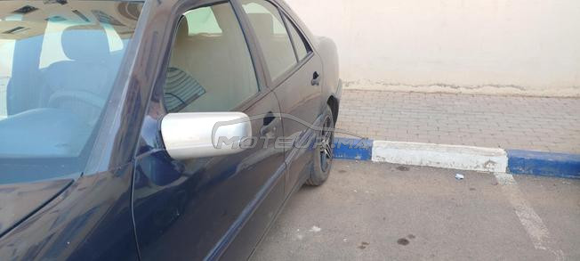 مرسيدس-بنز 220 ديزل يدوي 1998 في بنى ملال