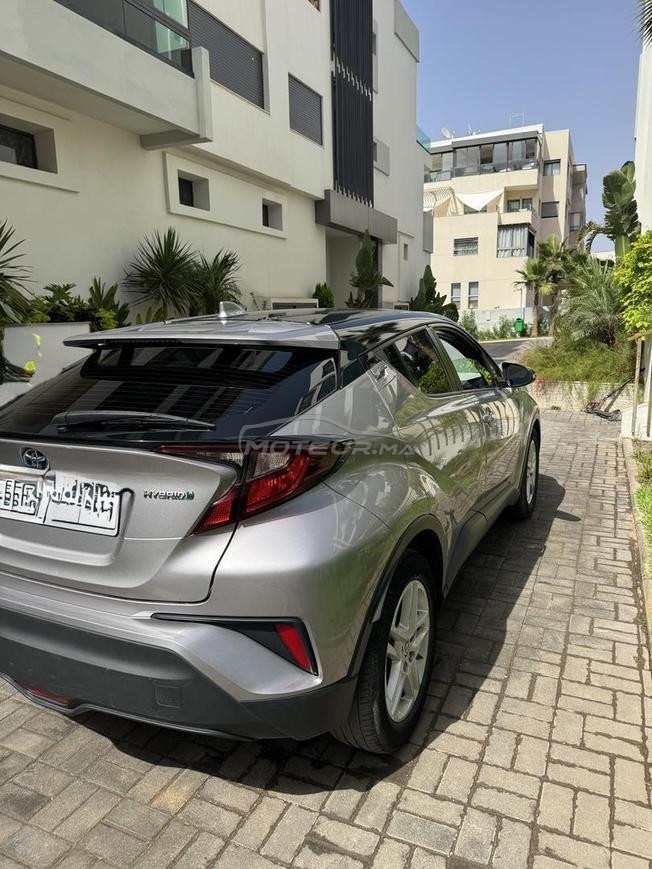 CH-R Toyota en très bon état 
