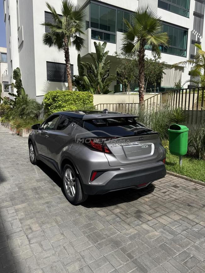 CH-R Toyota en très bon état 