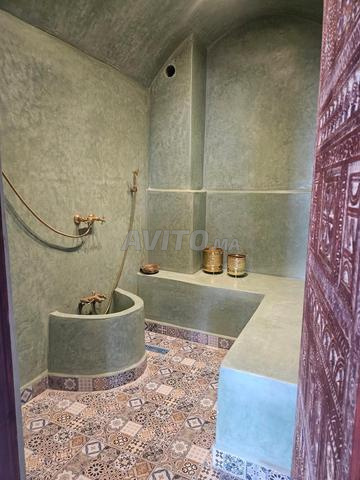 طابق فيلا. 3 غرف نوم. 2 حمام. حمام. غرفة رياضية