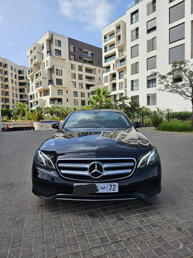 Mercedes e 220 diesel  très bon état à vendre