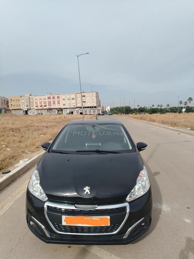 Peugeot 208 Diesel Manuelle 2015 à Fès