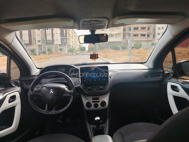 Peugeot 208 Diesel Manuelle 2015 à Fès