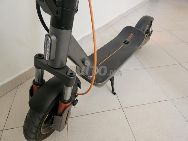 Xiaomi E-Scooter 6 Max – (1 mois d'utilisation)