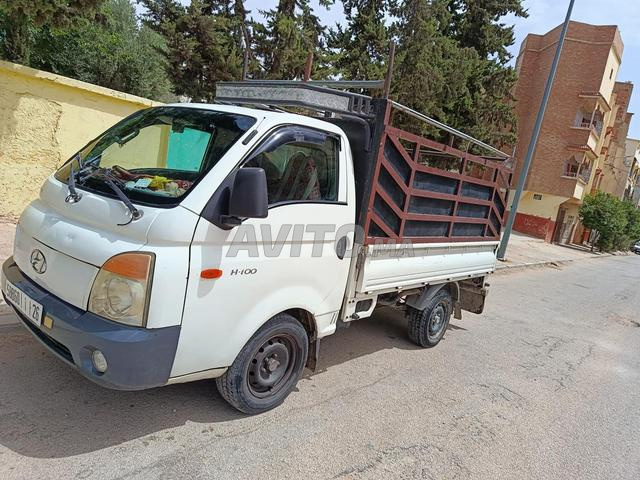 Hyundai pick-up - 2