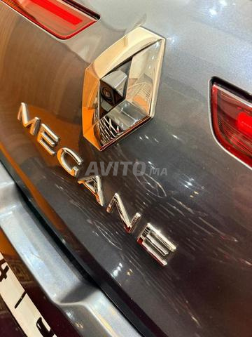 Renault Megane avec toit ouvrant
