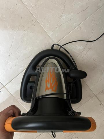 * Volant PXN V3 Pro comme neuf avec pédales - 2