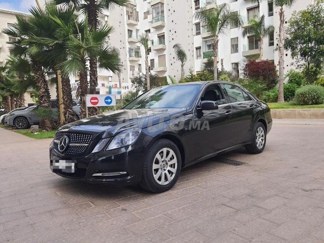 Mercedes-Benz E220 Auto Casa - 2