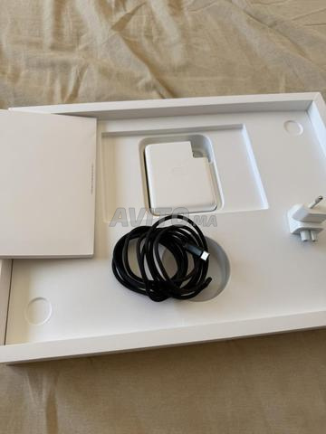 MacBook Pro 16” M5 Max | 48GB RAM | 2TB SSD | - 2