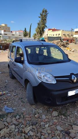 Renault Kangoo de 2021 première main - 2