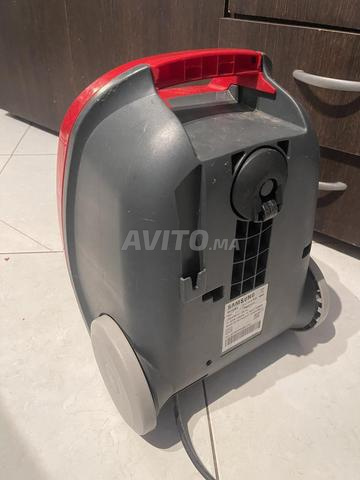 Aspirateur tout neuf - 2