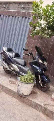 Honda Silver Wing 600cc - 2
