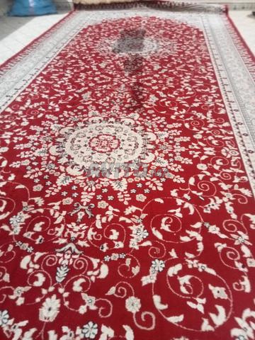 Vente tapis 4.50/2.00 et TV 32 pouces sans télécommande