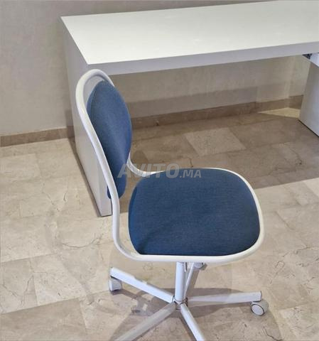 مكتب وكرسي دوار IKEA - 2