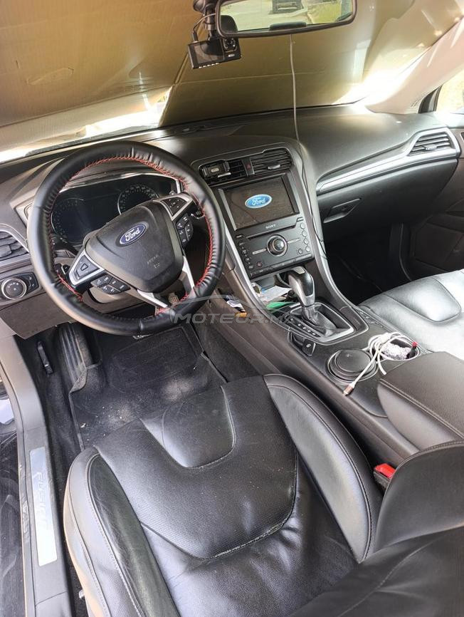 Belle voiture à vendre 