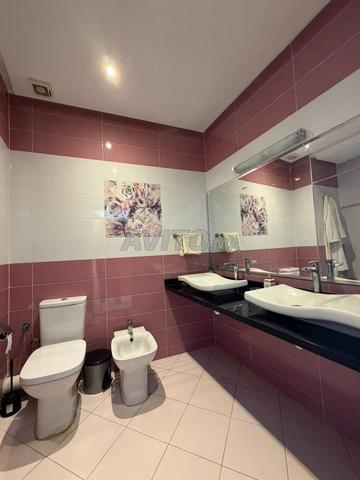 Bel Appartement 150 m² – 3 Chambres - Racine - 2