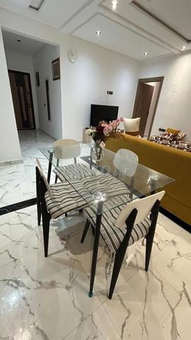 طاولة طعام للبيع - 2