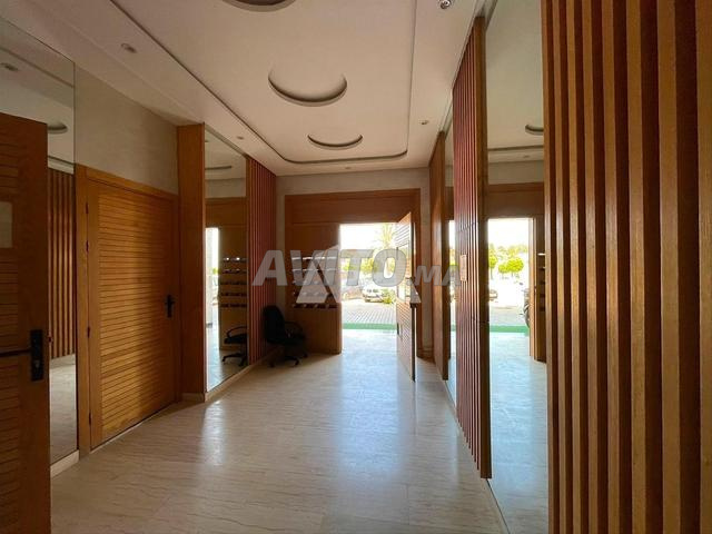 Bureau 65m² vente parking Sidi Maarouf MZ-777209 - 2