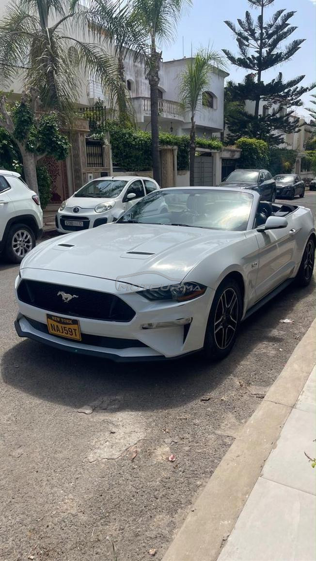 FORD MUSTANG 2021