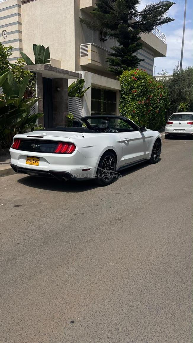 FORD MUSTANG 2021