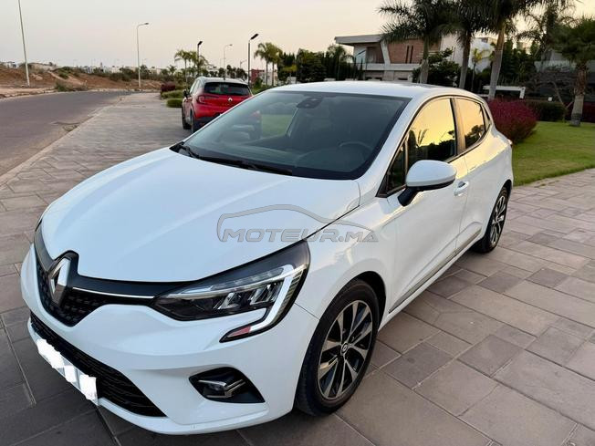 Excellent Clio 5 Intense 1er main