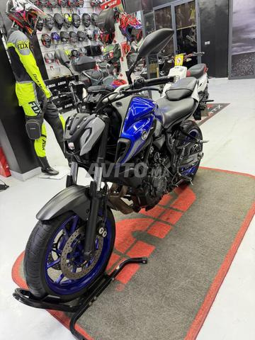 YAMAHA MT 07 - 2