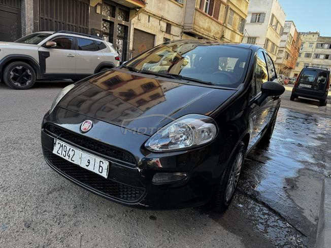 fiat punto 2018 faible kilométrage 