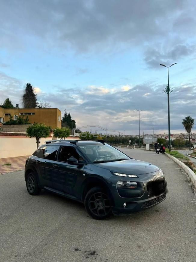 Citroën C4 Diesel Automatique 2017 à Meknès
