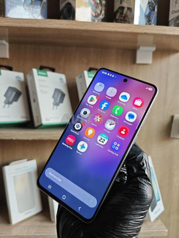 Samsung S21FE 5G 128Go 6Ram Officiel