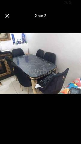 Table à manger - 2