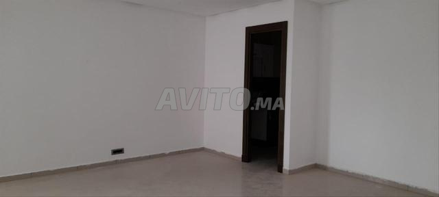 Location Bureau Neuf 80 m² à Bd Abdelmoumen