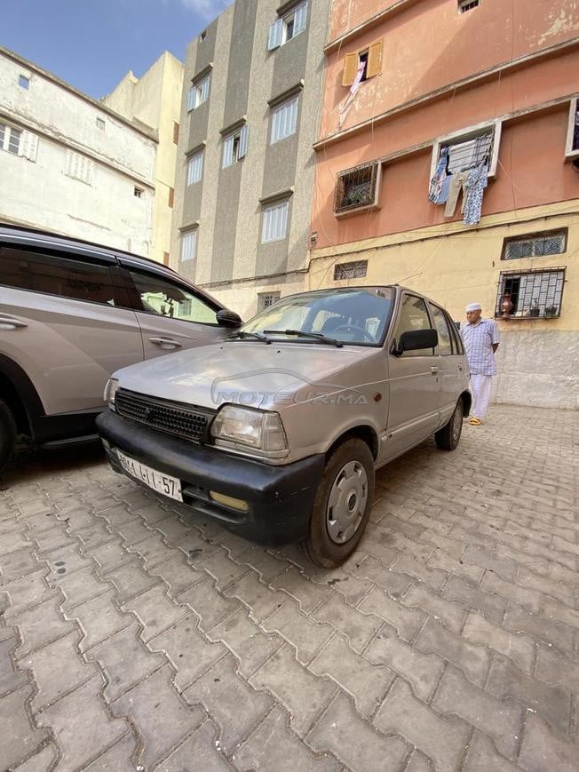 Suzuki alto maruti voiture économique 