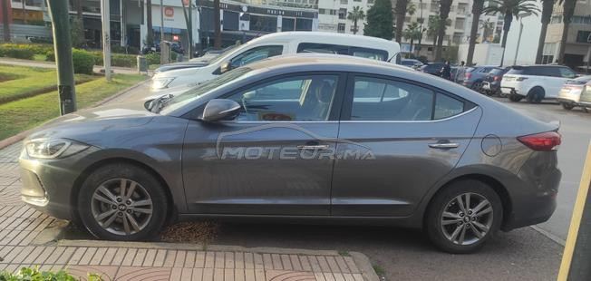 Hyundai Elantra Gls 2018 excellent état 