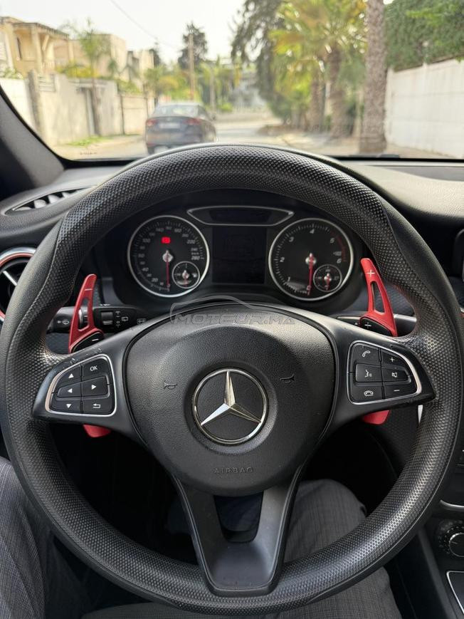 Mercedes-Benz Classe A 180 2017 – Première main 
