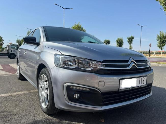 Citroën modèle 2022 tre très bon état 