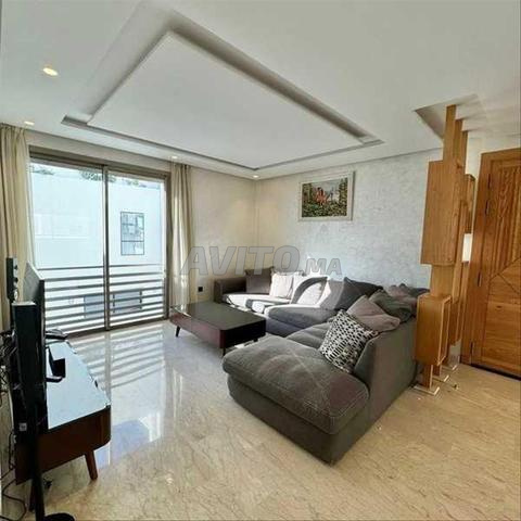 66912-شقة للإيجار بـ 13000 درهم في Oasis