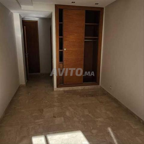 161529-شقة للإيجار بـ 7500 درهم في بورغون (أنفا) - 2