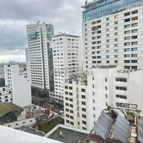 24605-Bureau à louer à 8000DH à Quartier Avenue De