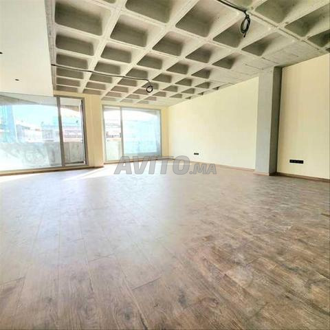115827-مكتب للإيجار بـ 12500 درهم في Cil - 2