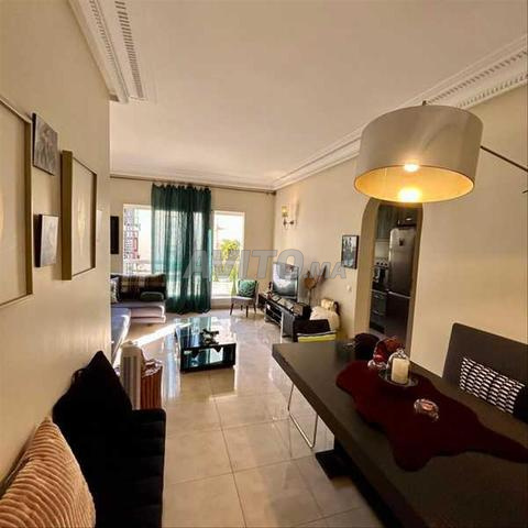 17118-شقة للإيجار بـ 9500 درهم في كوتييه