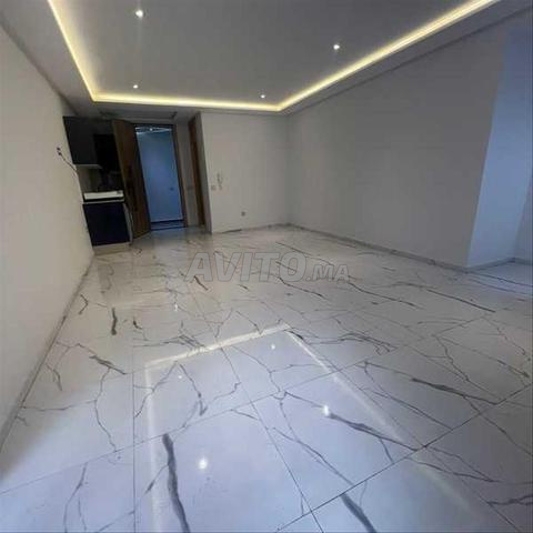 176356-Bureau à louer à 8000DH à Palmier (Maarif)