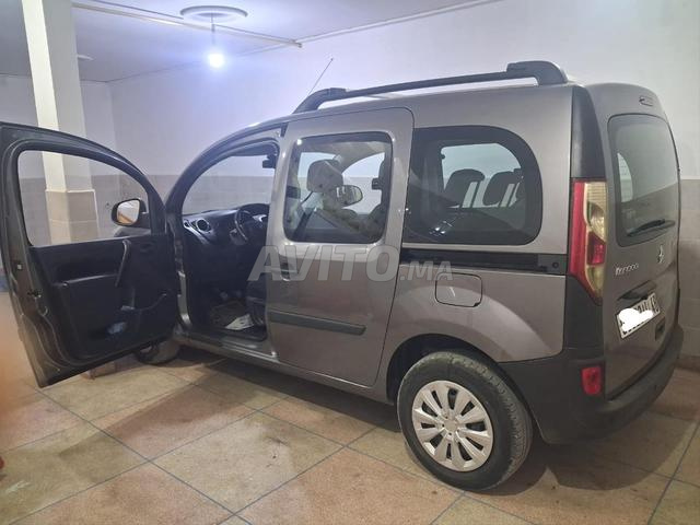 Renault Kangoo 2021 à Oujda - 2