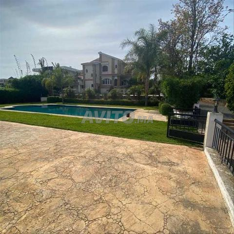 46956-Vente Villa à Rabat Menzah Rabat de 6759 m²