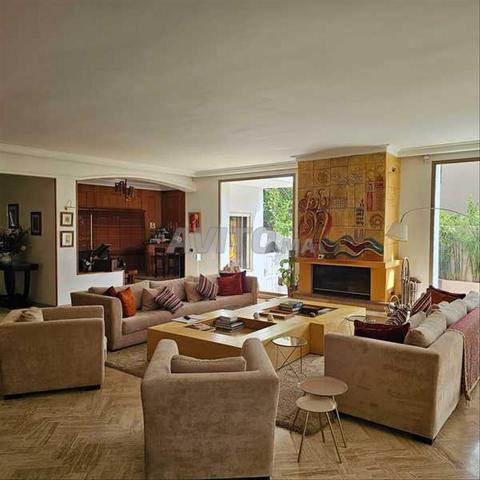 21570-Vente Villa à Casablanca Ain Diab de 837 m² - 2