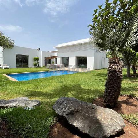 25005-Vente Villa à Bouskoura Bouskoura de 785 m²