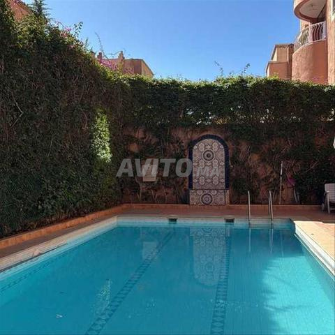 176853-Vente Villa à Marrakech Massira 2 de 405 m² - 2