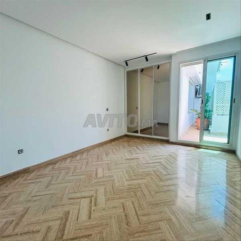 125982-Vente Appt à Casablanca Racine de 250 m² - 2