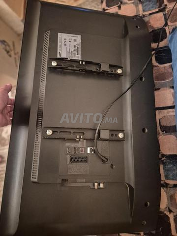 Samsung Smart TV 32 pouces - 2
