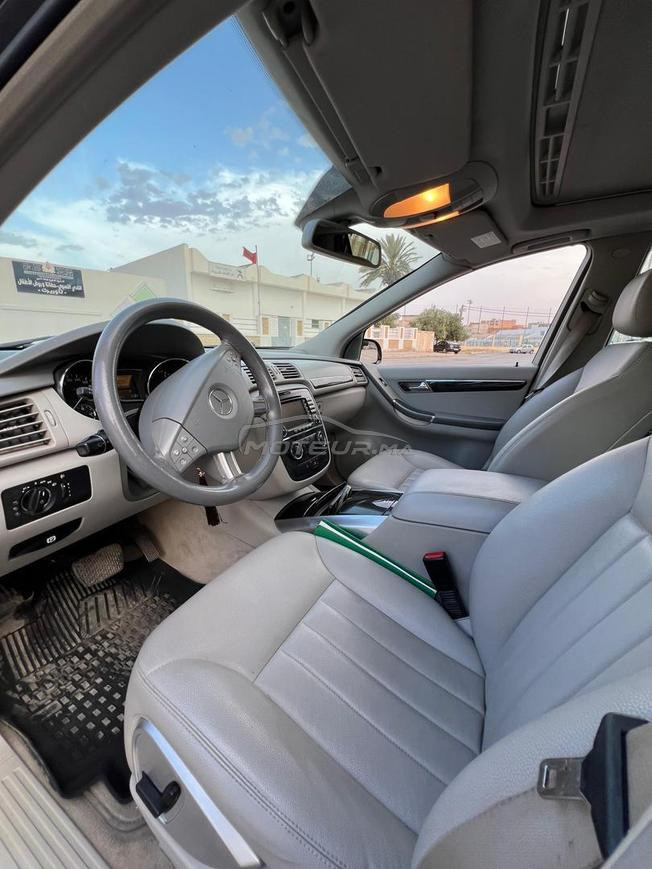 Mercedes R320 